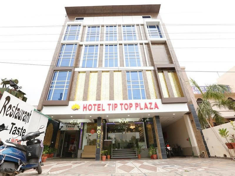 Tip Top Plaza Hotel Джайпур Екстериор снимка